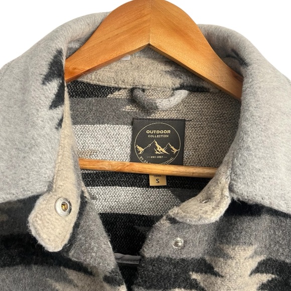 Aztec Print Wool blend Shacket Size Small - Picture 2 of 7